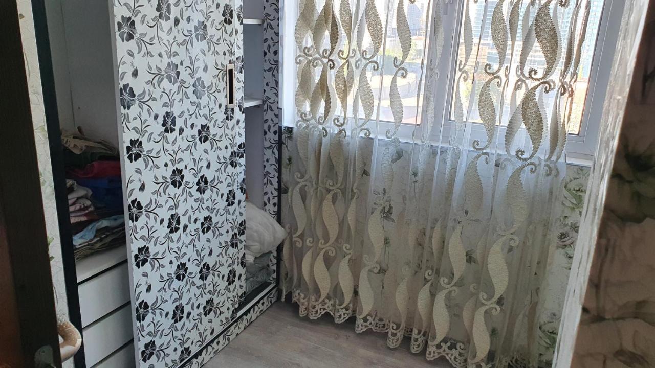 Apartment In Yalchin Star Residence Batumi Exterior foto